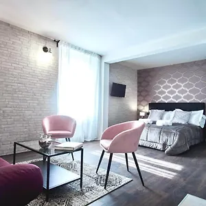 Apartament Chiclife - Shenkin Sarona, Santa Caterina & Museums 